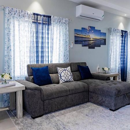 Pyramid Point Manor Villa โอโชรีโอส ภายนอก รูปภาพ
